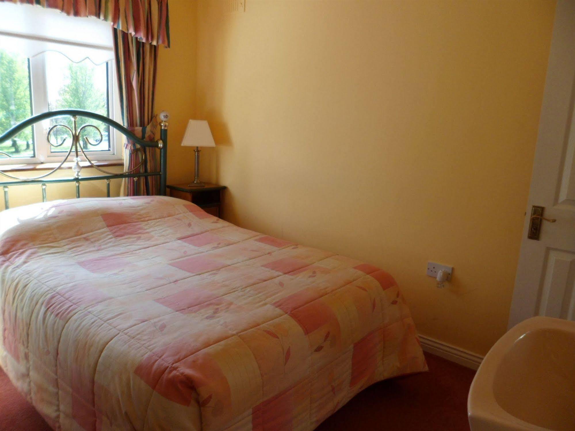 The Branches B&B Galway Exterior photo